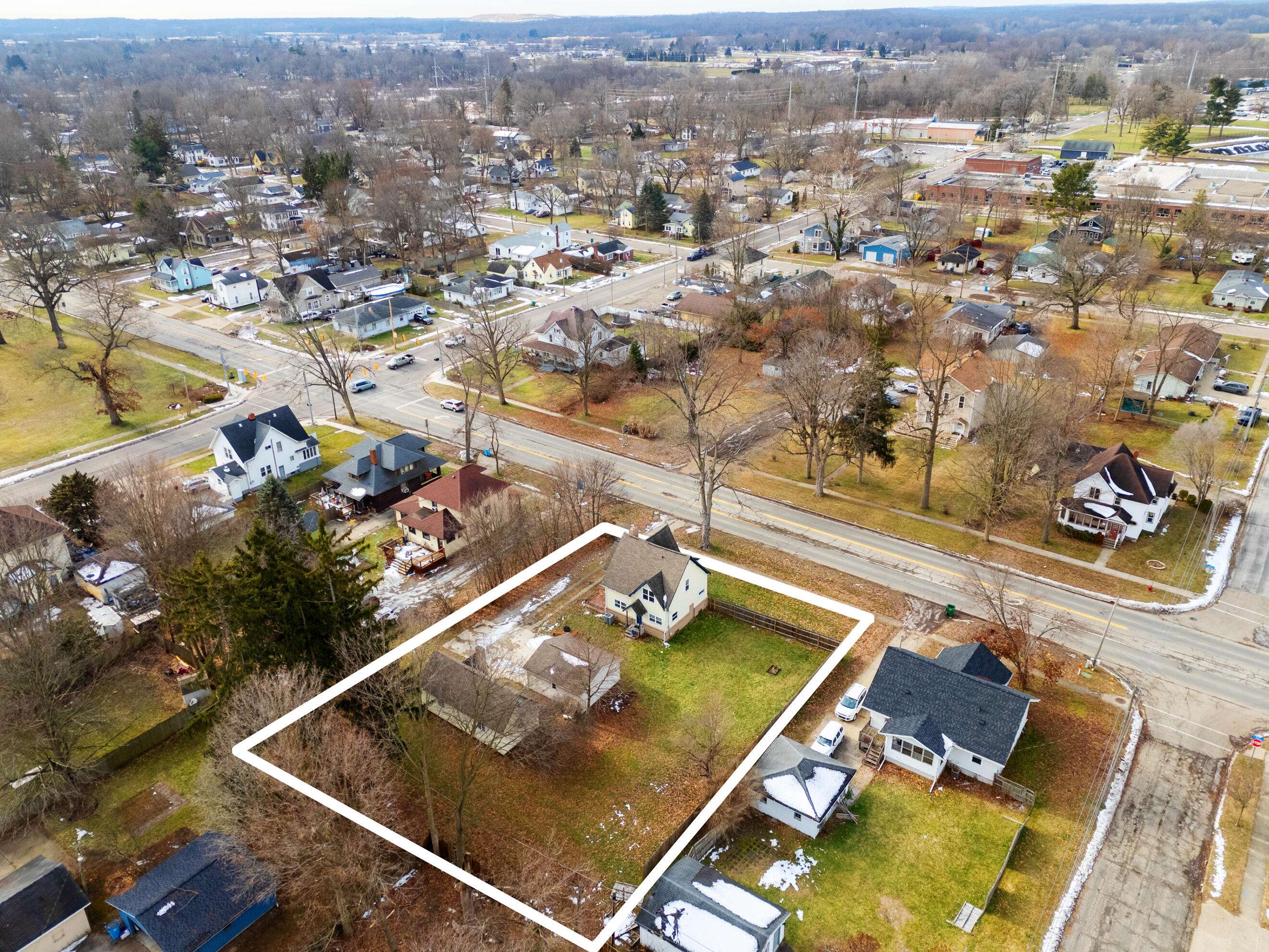 Three Rivers, MI 49093,815 N Main ST