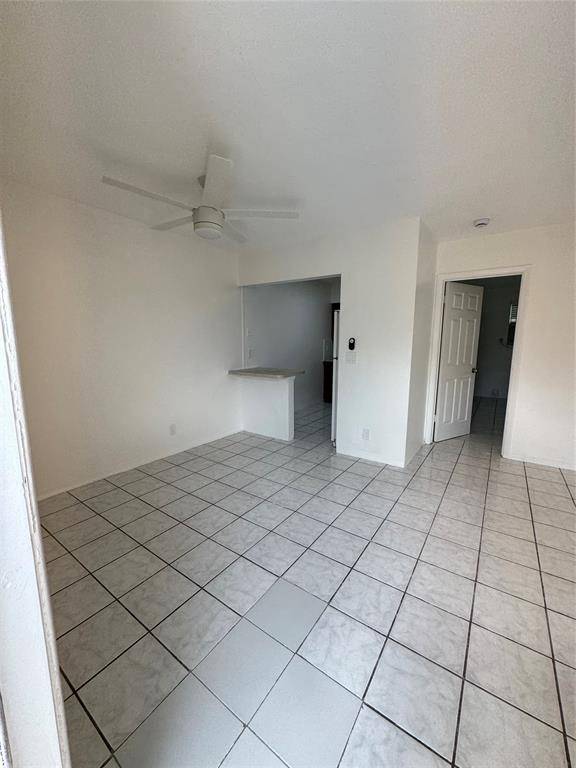West Palm Beach, FL 33405,500 Nathan Hale Rd #1