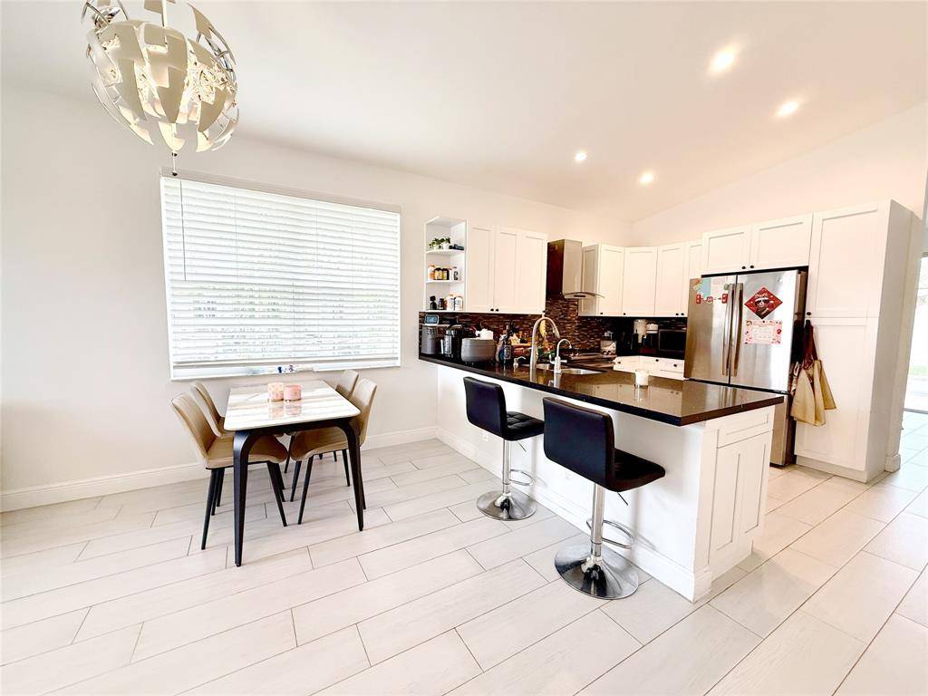 Miramar, FL 33029,18702 SW 27th St