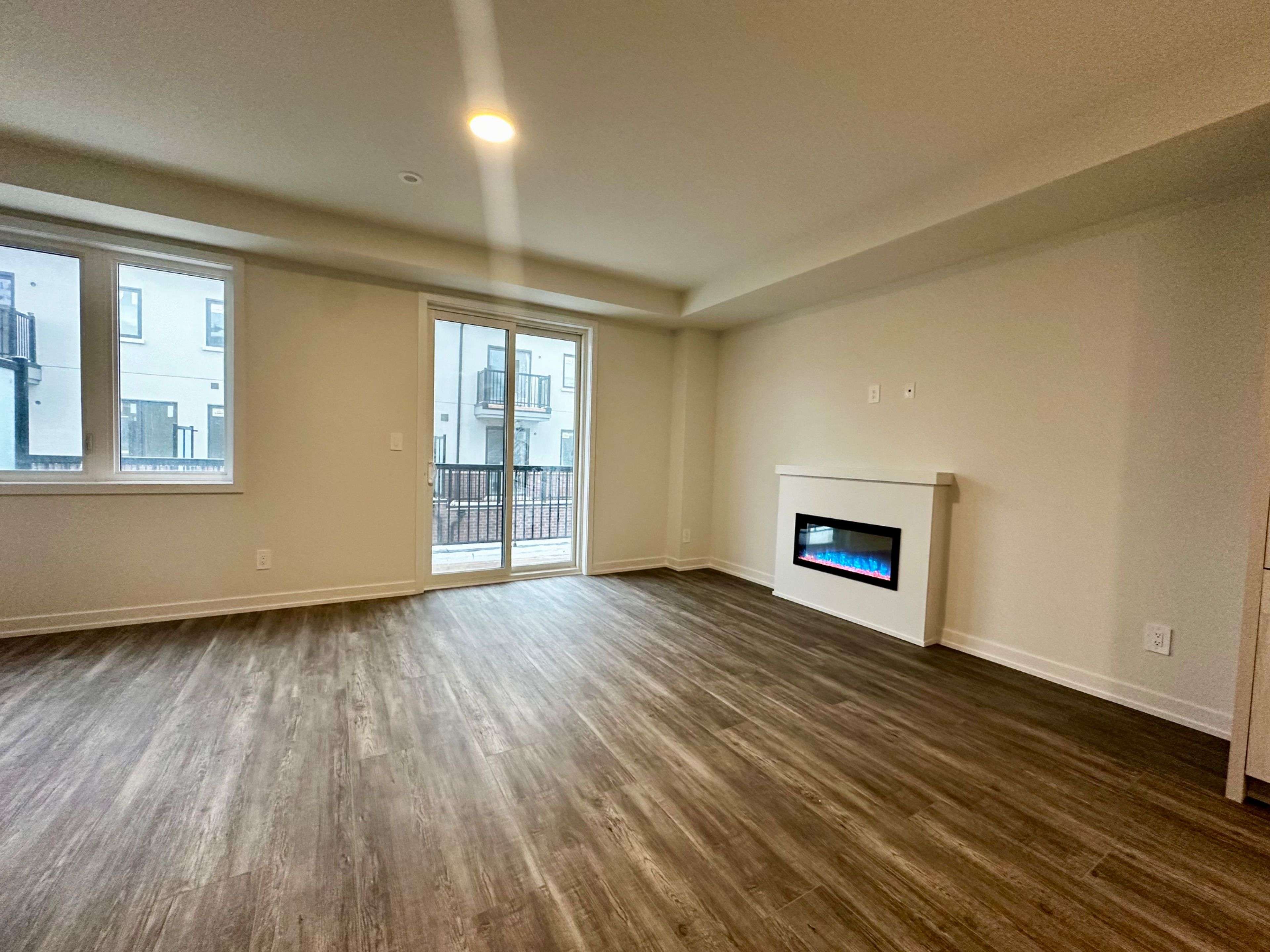 Richmond Hill, ON L4B 0J4,22 CHAPPLE LN