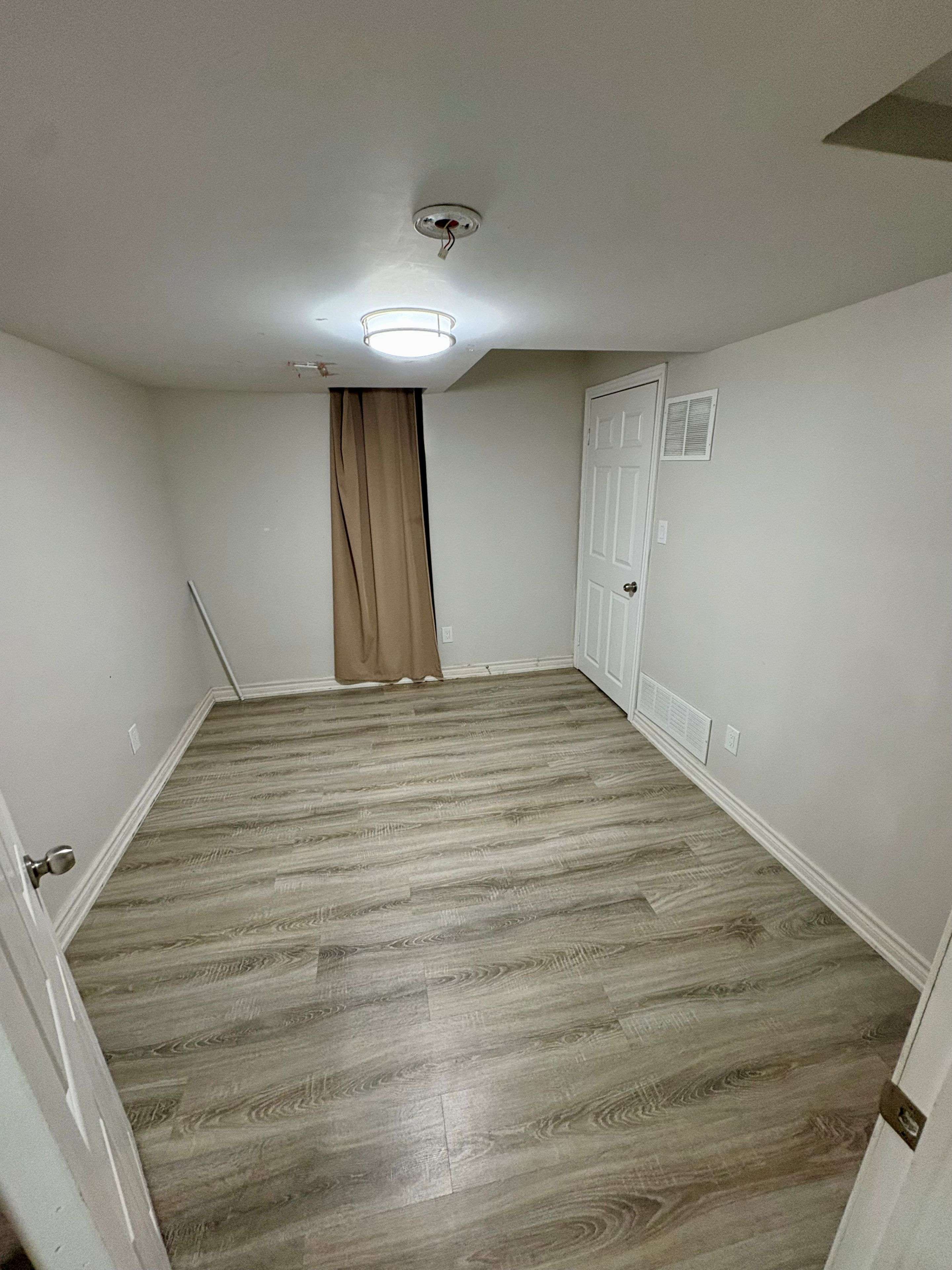 Brampton, ON L6Z 2Z7,92 Evalene CT