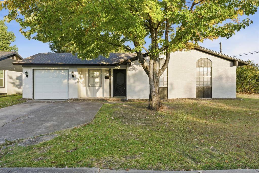 Mesquite, TX 75149,910 Royal Crest Drive