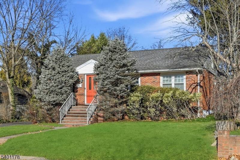 Glen Rock Boro, NJ 07452,351 Harristown Rd