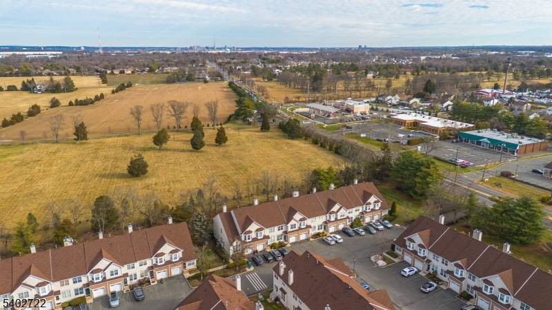 Franklin Twp., NJ 08873,21 Gallop Ln