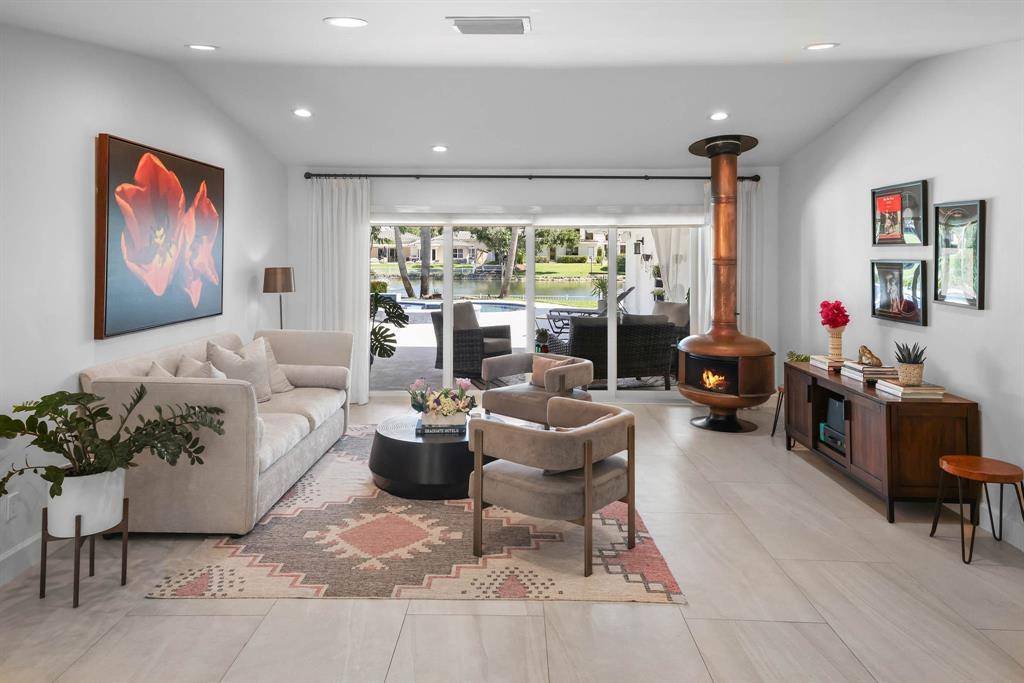 Hollywood, FL 33021,3161 N 36th St