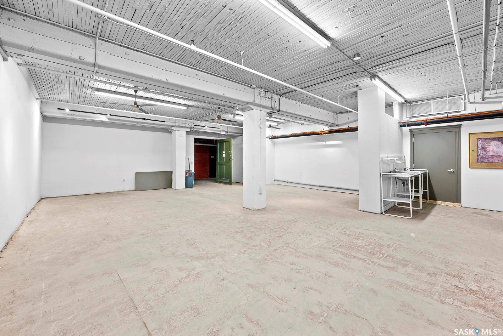 Regina, SK S4R 1Y2,1275 BROAD STREET #B-002(B)