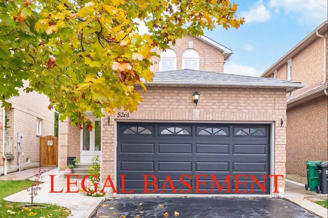 Mississauga, ON L5V 2C7,5261 River Forest CT