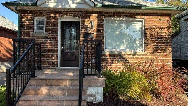 Toronto W06, ON M8V 3J7,25 Sixteenth ST