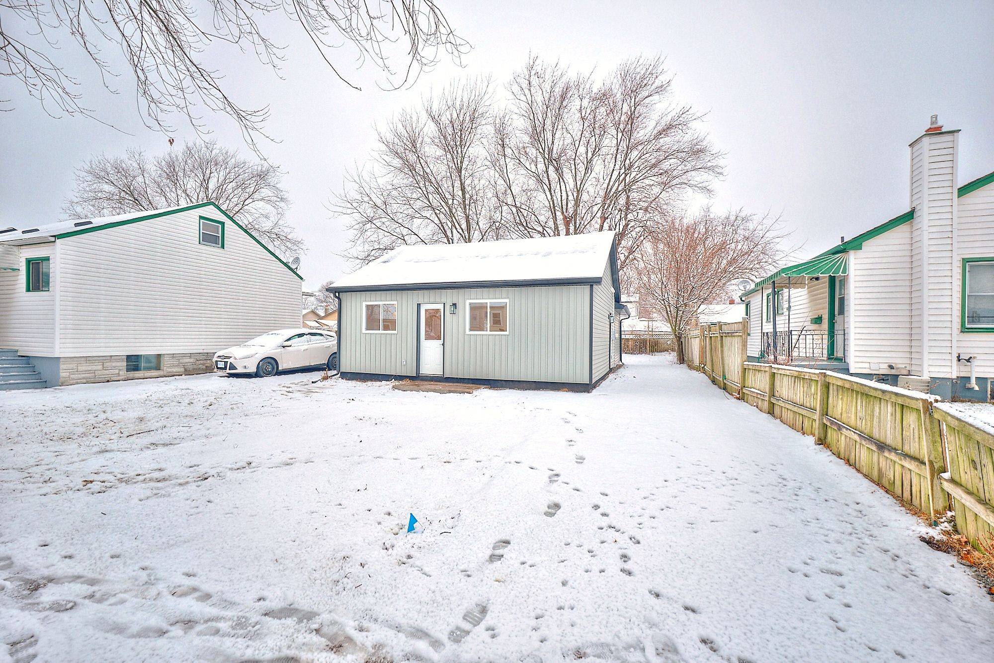 Welland, ON L3B 4T5,406 Hennepin AVE