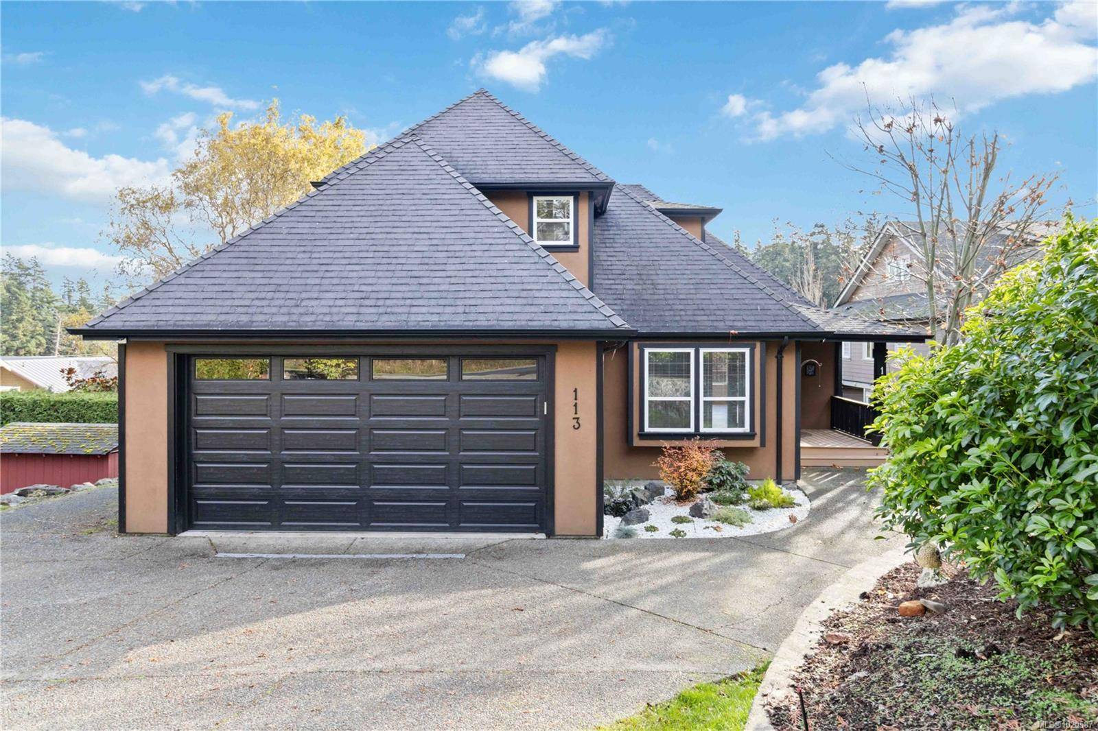 View Royal, BC V9B 6V4,113 Atkins Rd