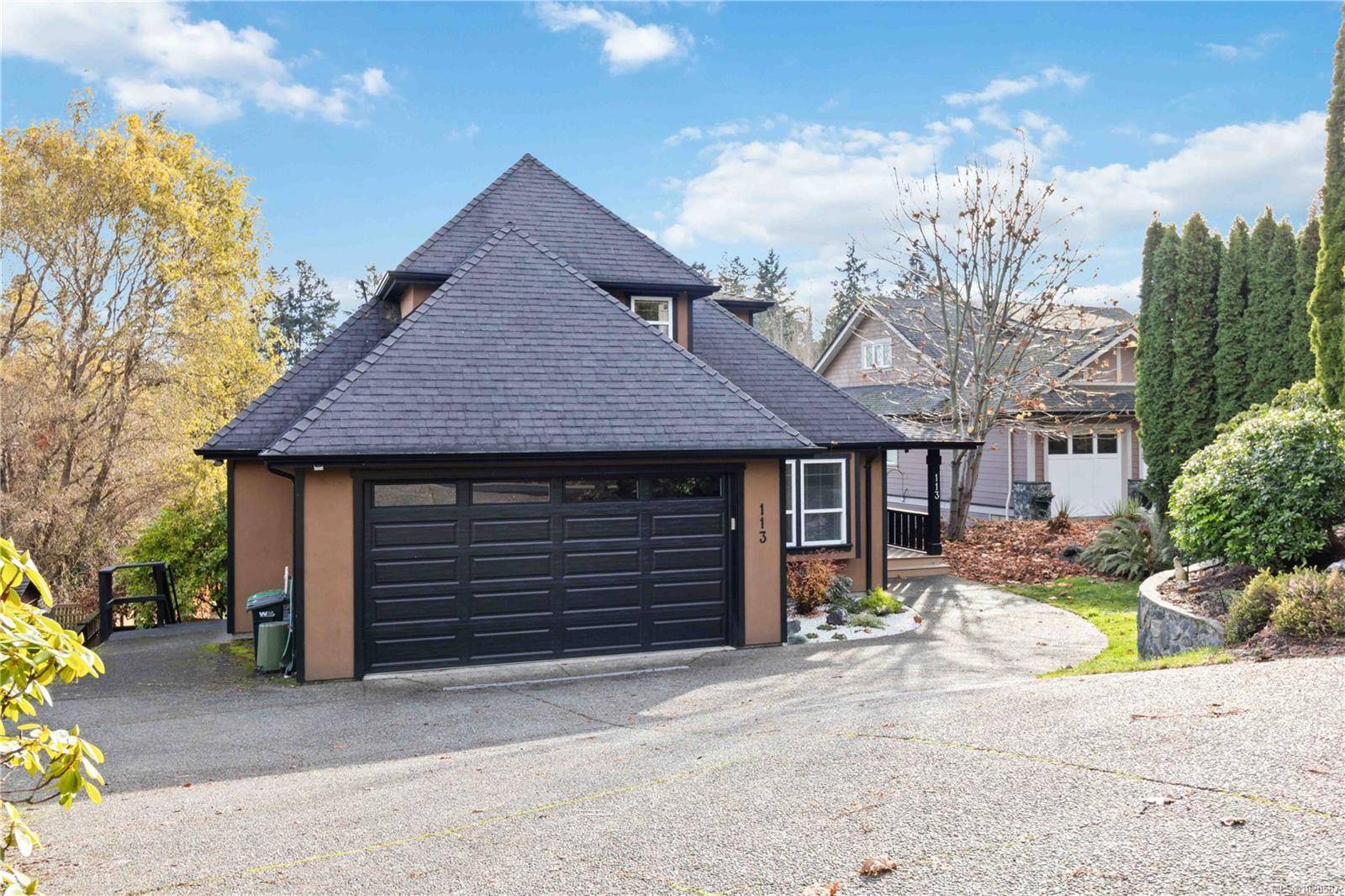 View Royal, BC V9B 6V4,113 Atkins Rd