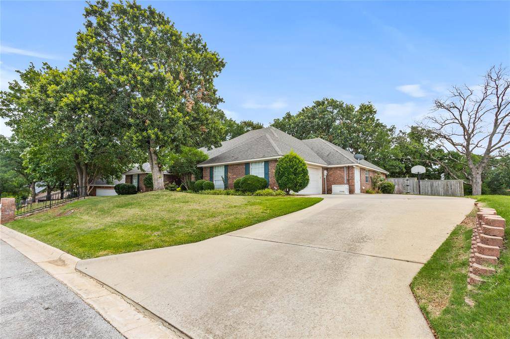 Denison, TX 75020,2100 Deer Run