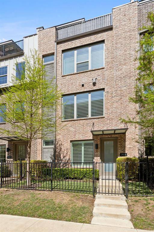 Dallas, TX 75204,3928 Riesling Ridge