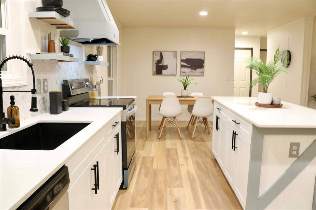 Grand Prairie, TX 75054,51 Spring Creek Circle