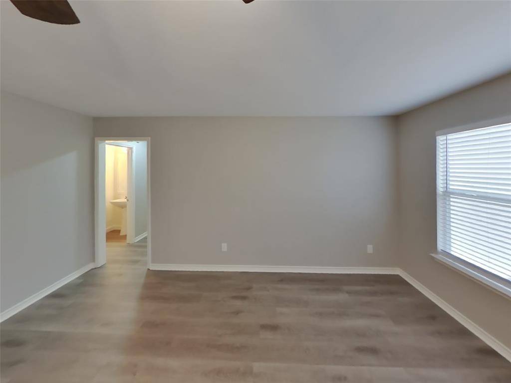 Garland, TX 75040,2033 Oak Bend Lane