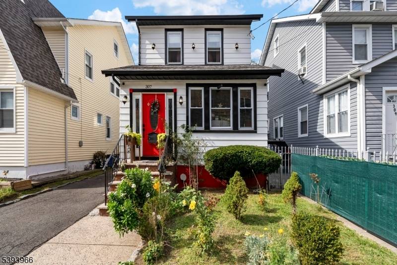 Newark City, NJ 07106,307 Ellery Ave