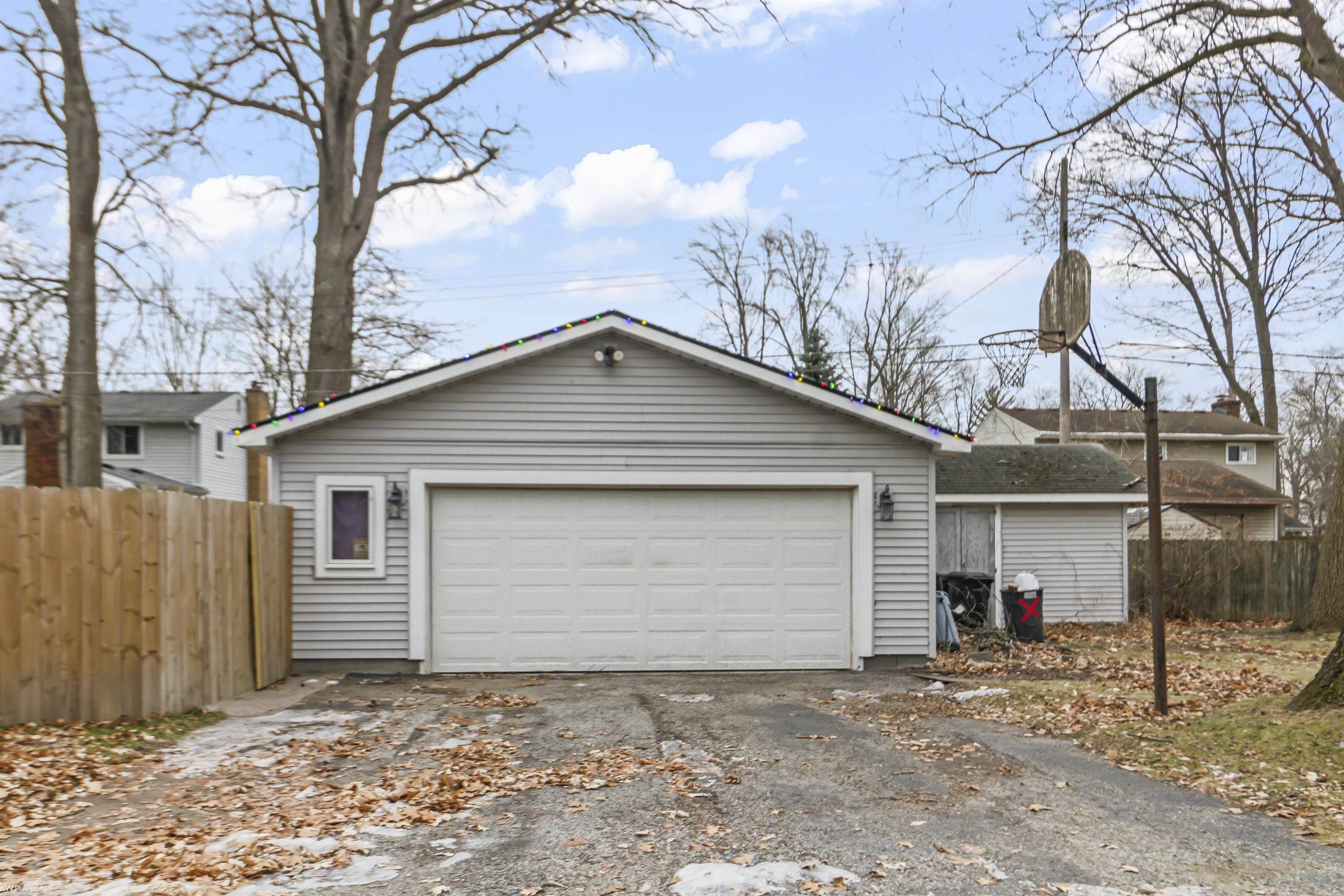 Marysville, MI 48040,1745 Wisonsin AVE