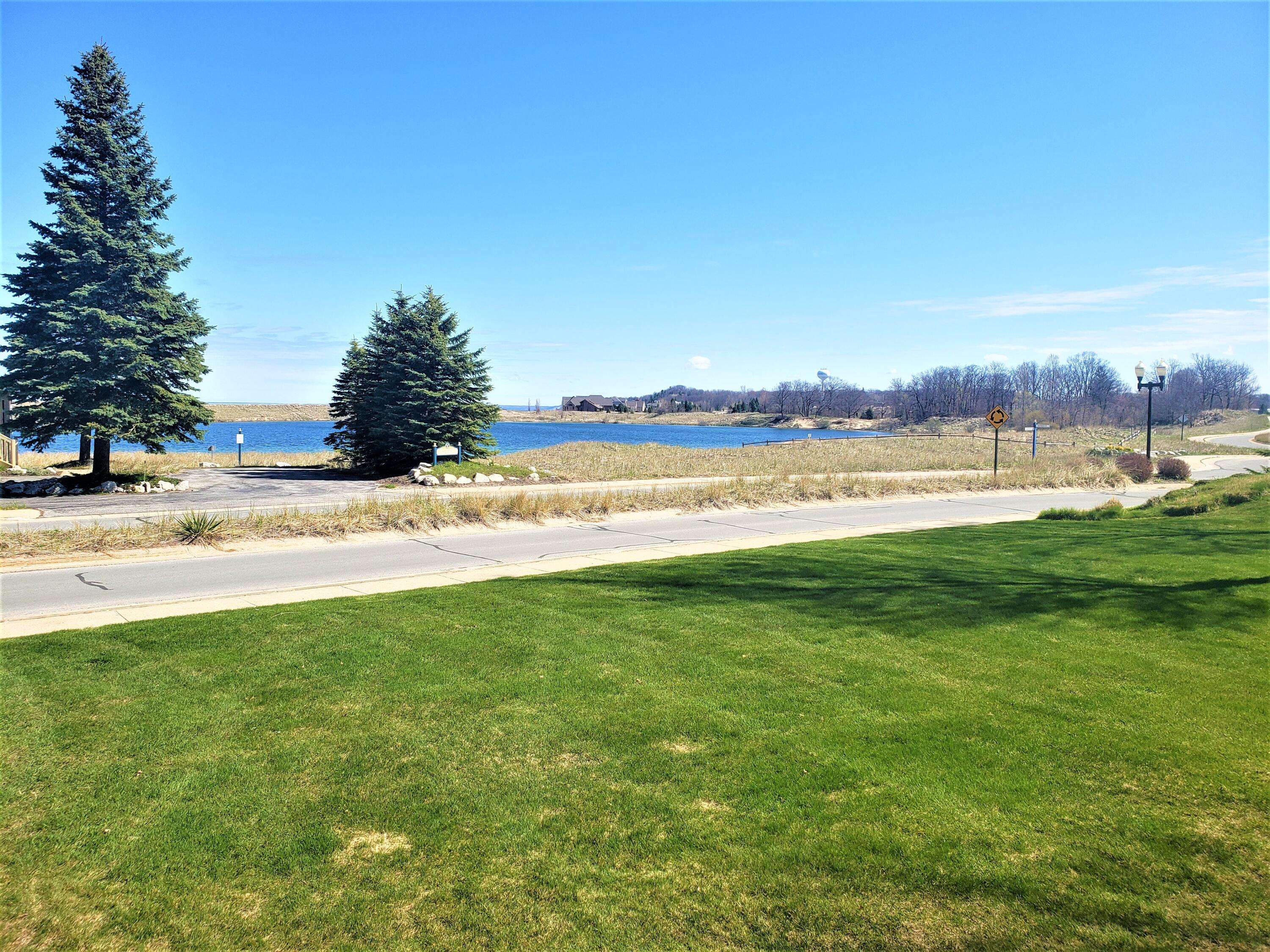 Manistee, MI 49660,26 Brookharbor N