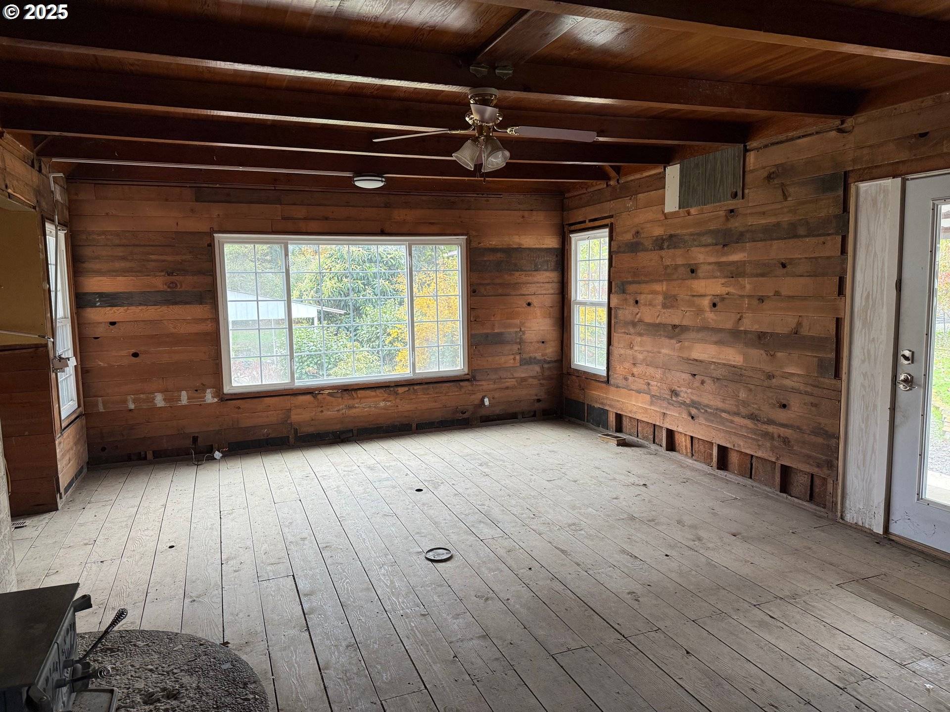 Roseburg, OR 97470,202 NE FULTON ST