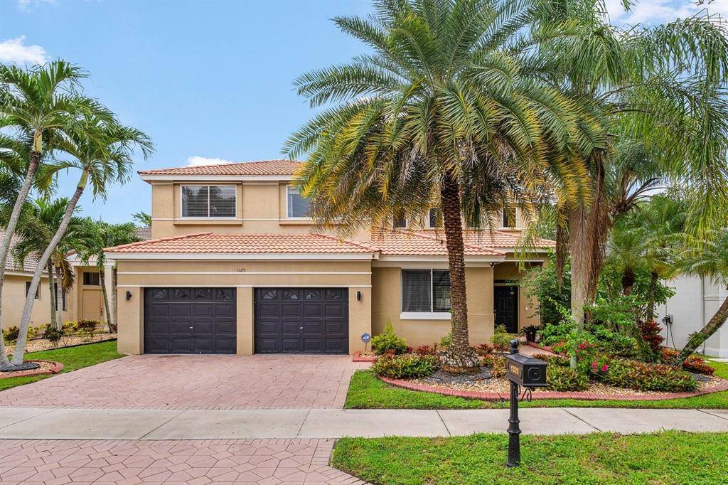 Weston, FL 33326,1325 Camellia Cir