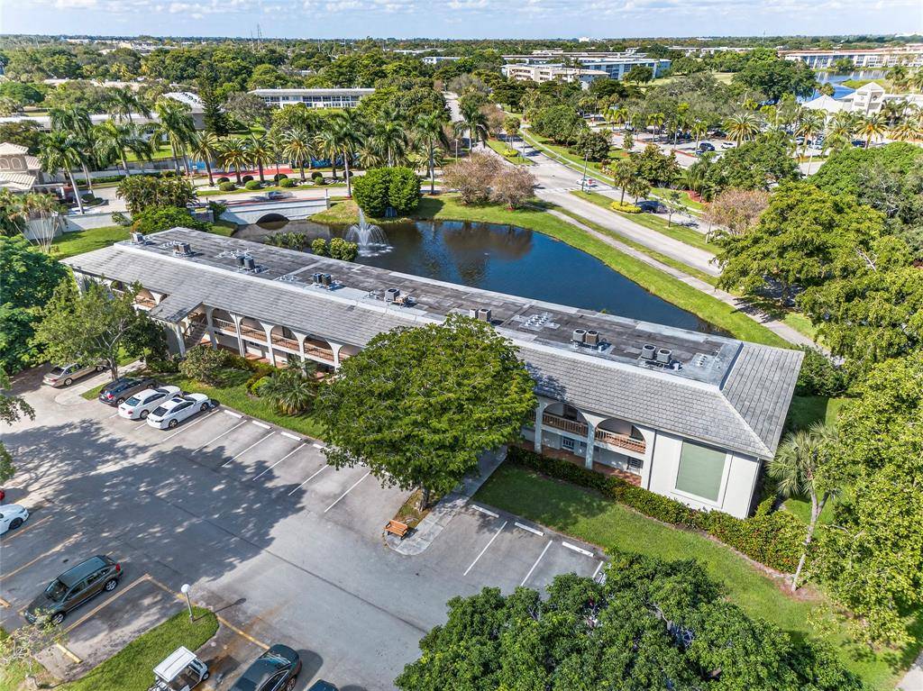 Coconut Creek, FL 33066,1101 Bahama Bnd #H2