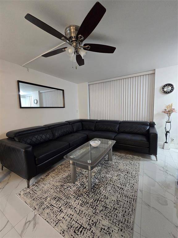 Pompano Beach, FL 33064,3400 Blue Lake Dr #604