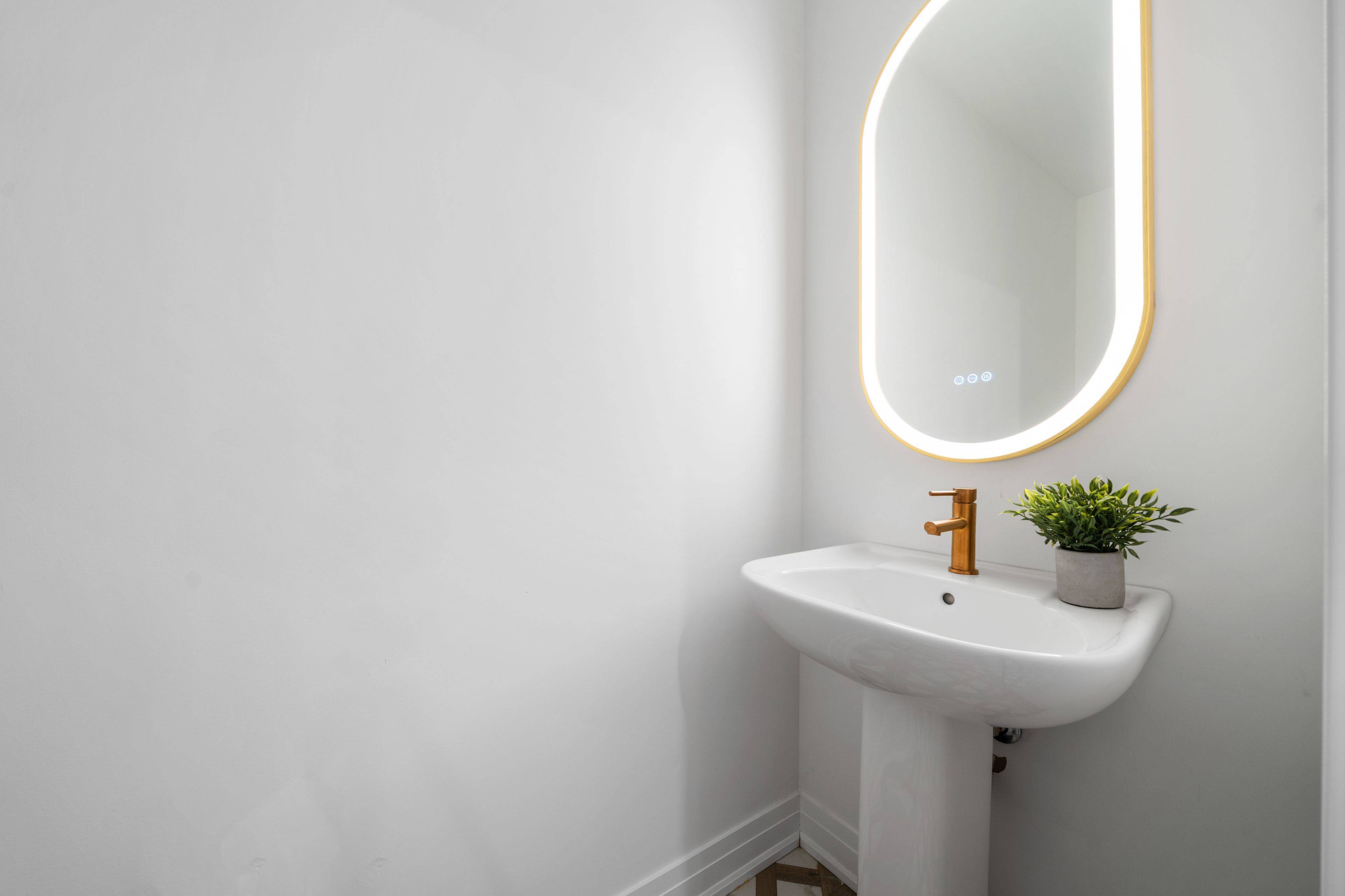 Richmond Hill, ON L4E 1L4,4B McCachen ST