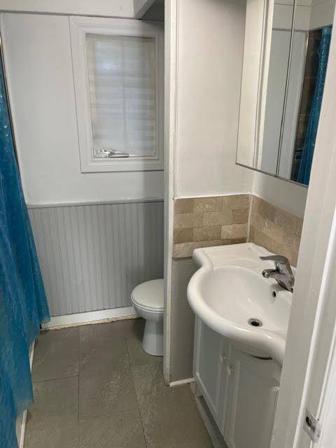 Georgina, ON L4P 2X2,257 Parkwood AVE