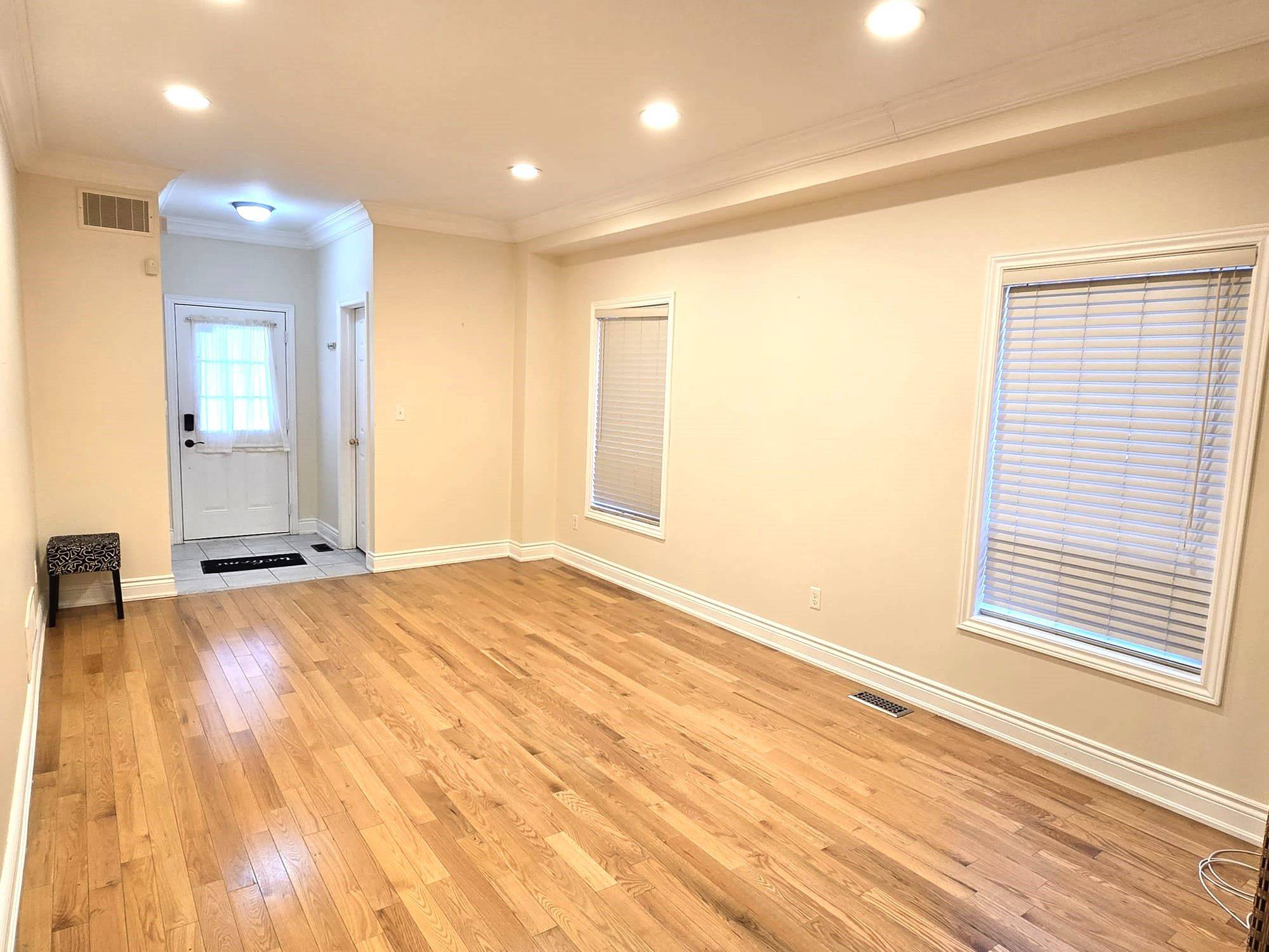 Brampton, ON L6X 0S5,25 Commodore DR