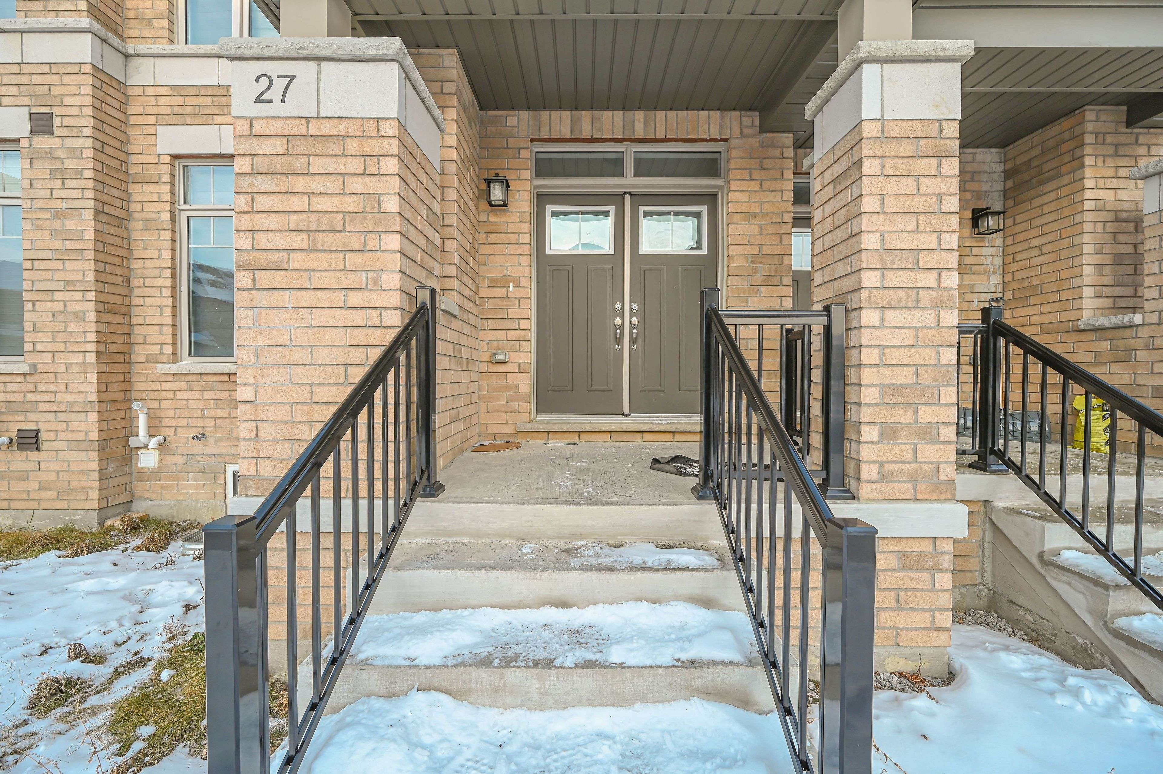 Caledon, ON L7C 1Z9,27 minnock ST