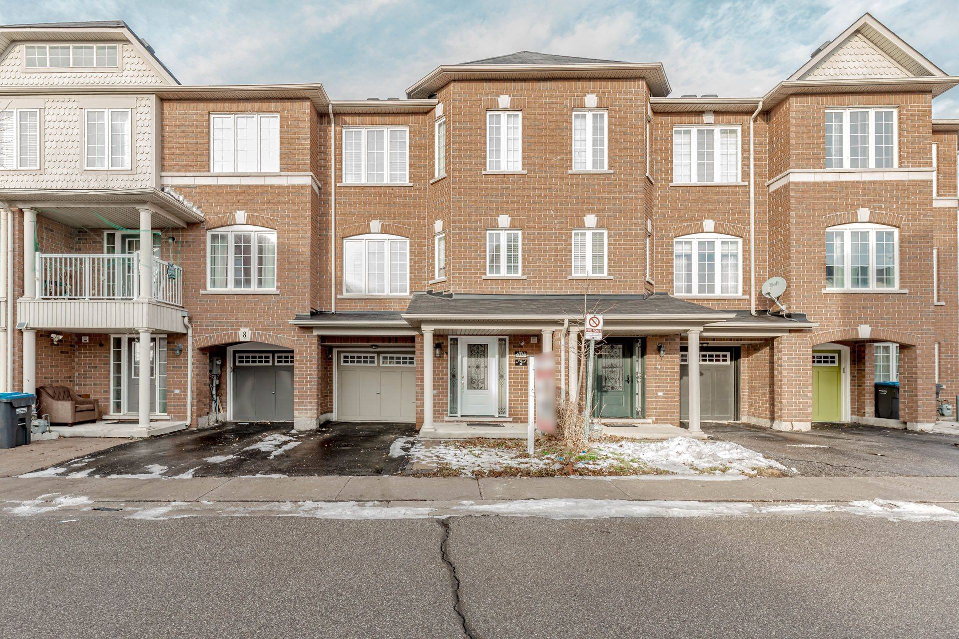 Brampton, ON L6Y 0R6,6 October PL