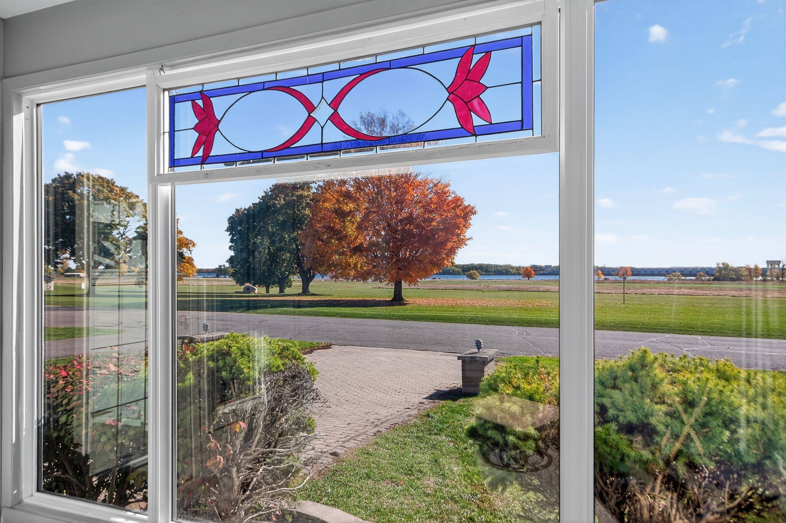 South Dundas, ON K0E 1K0,48 Elizabeth DR