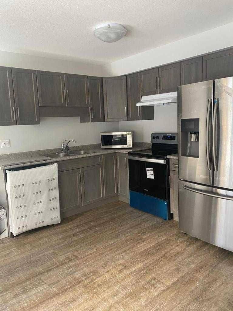 Niagara Falls, ON L2G 0Z4,7945 Oldfield RD #20