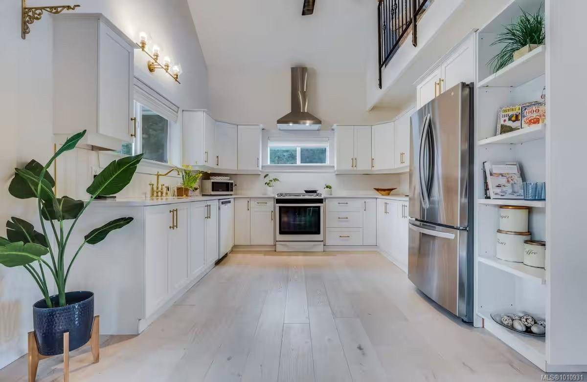 Salt Spring, BC V8K 2B2,1502 Fulford-Ganges Rd