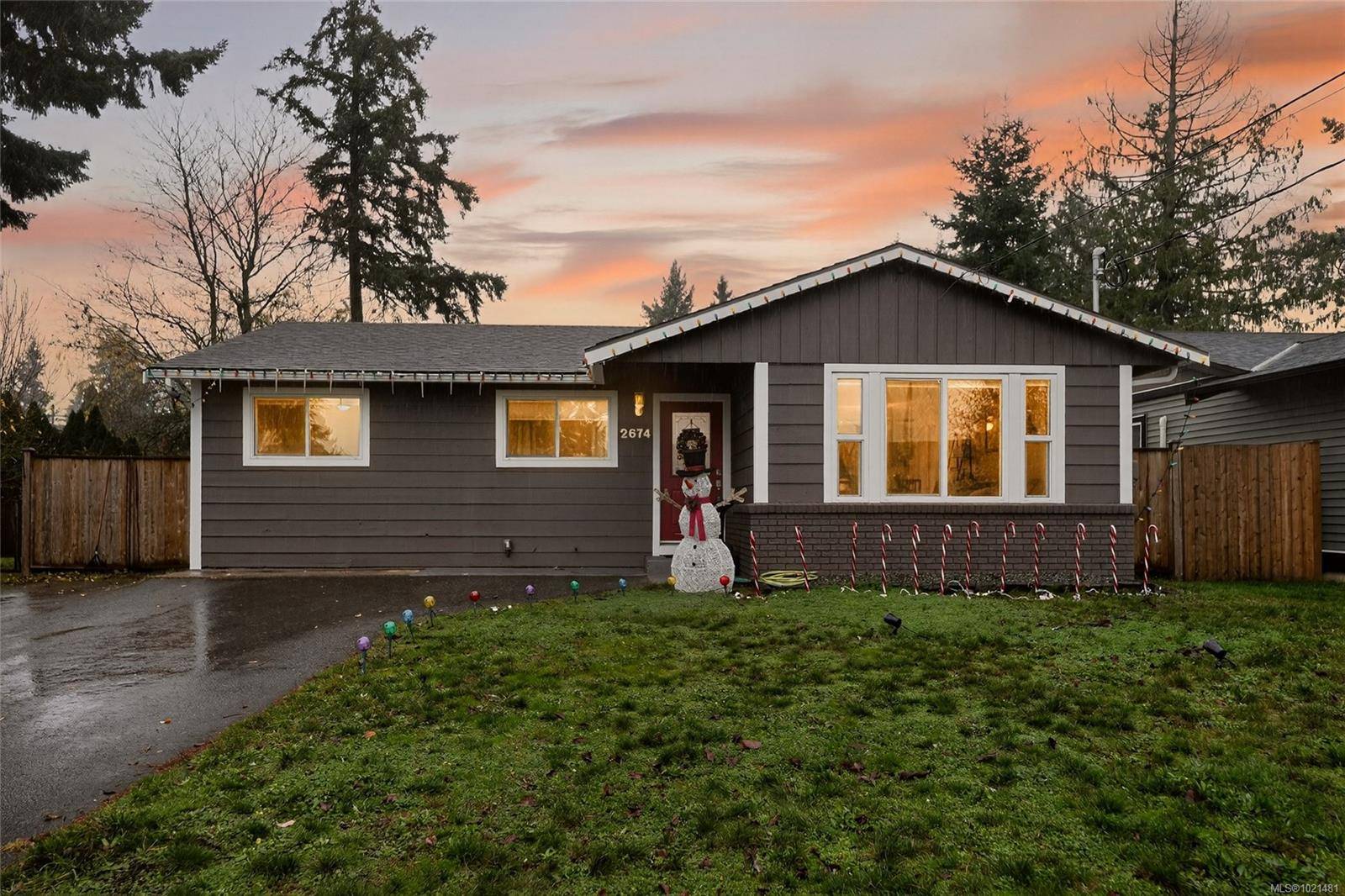 Nanaimo, BC V9T 4V8,2674 Camcrest Dr