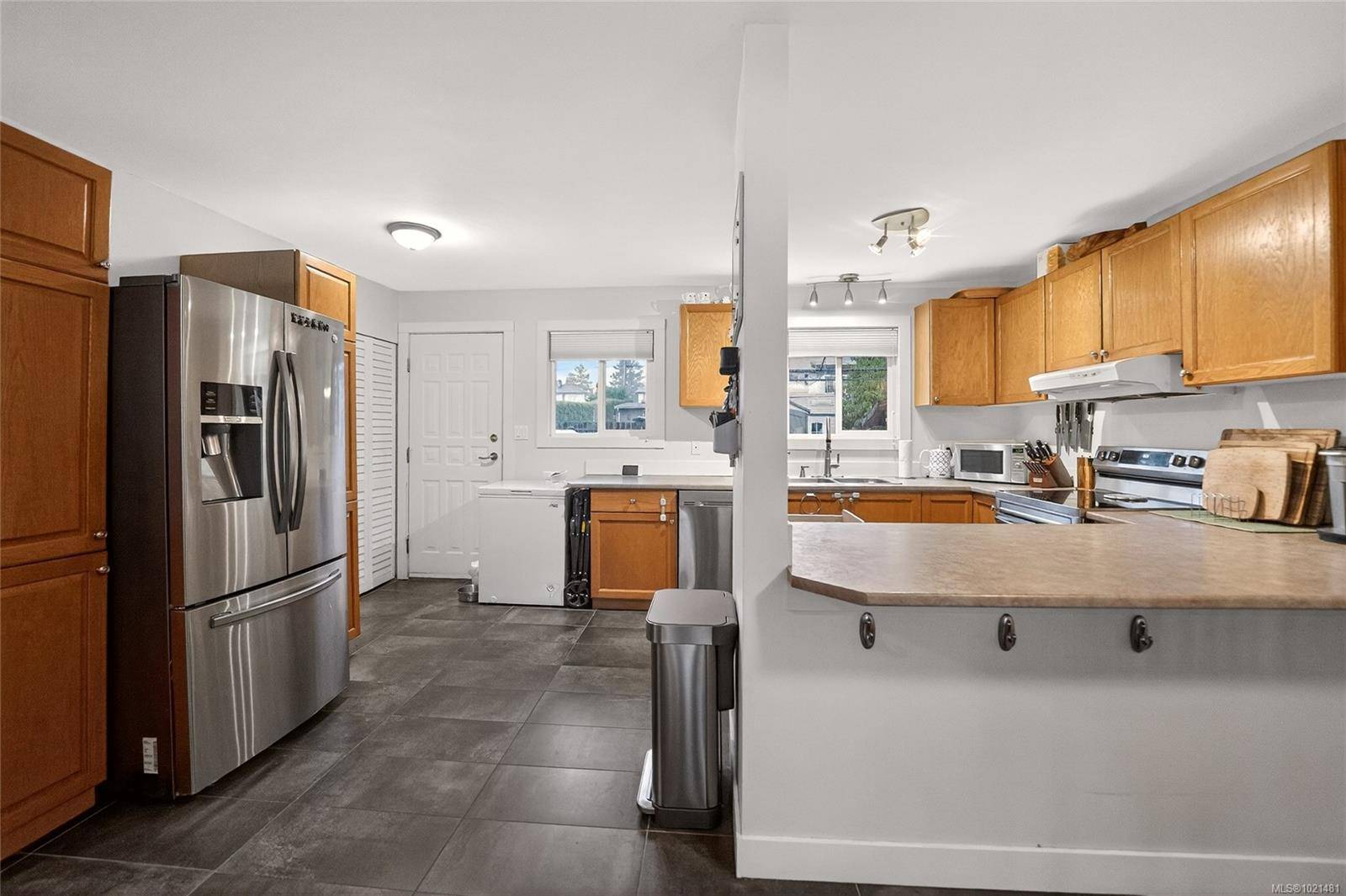 Nanaimo, BC V9T 4V8,2674 Camcrest Dr