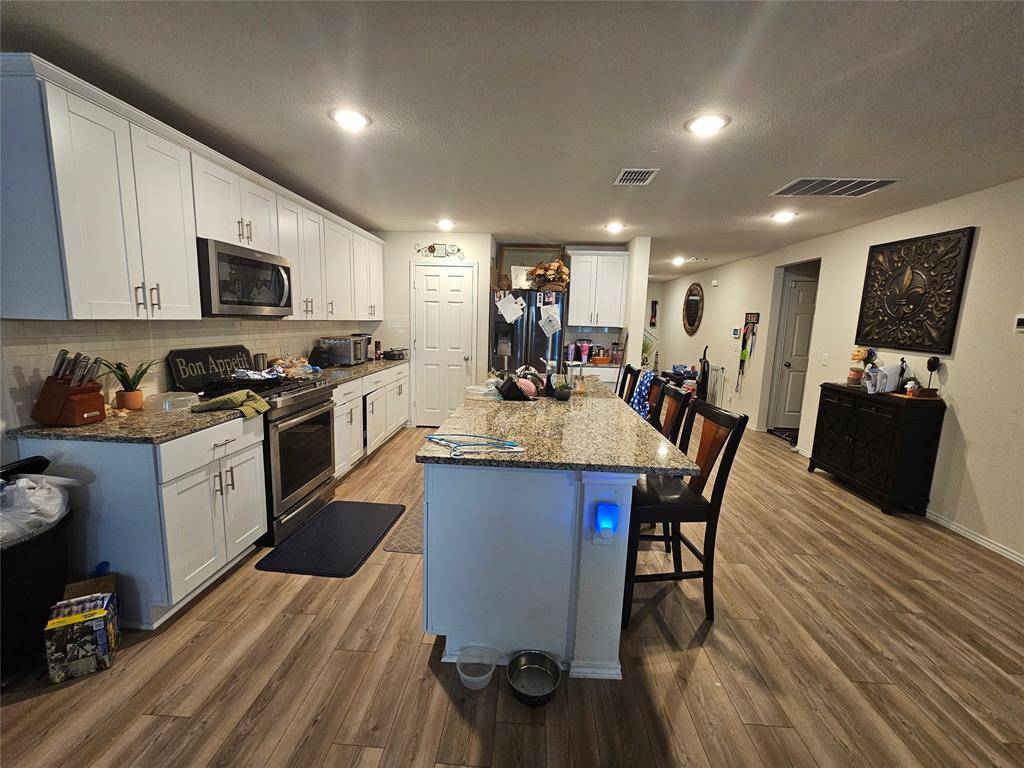 Haslet, TX 76052,15925 Sullivan Creek Drive