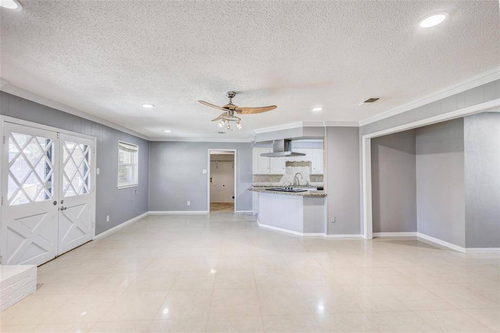 Fort Worth, TX 76112,7324 Vanessa Drive