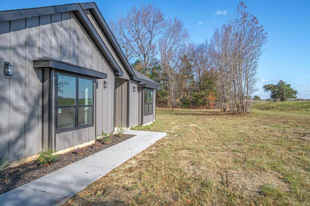 Van, TX 75790,21010 Fm 1805