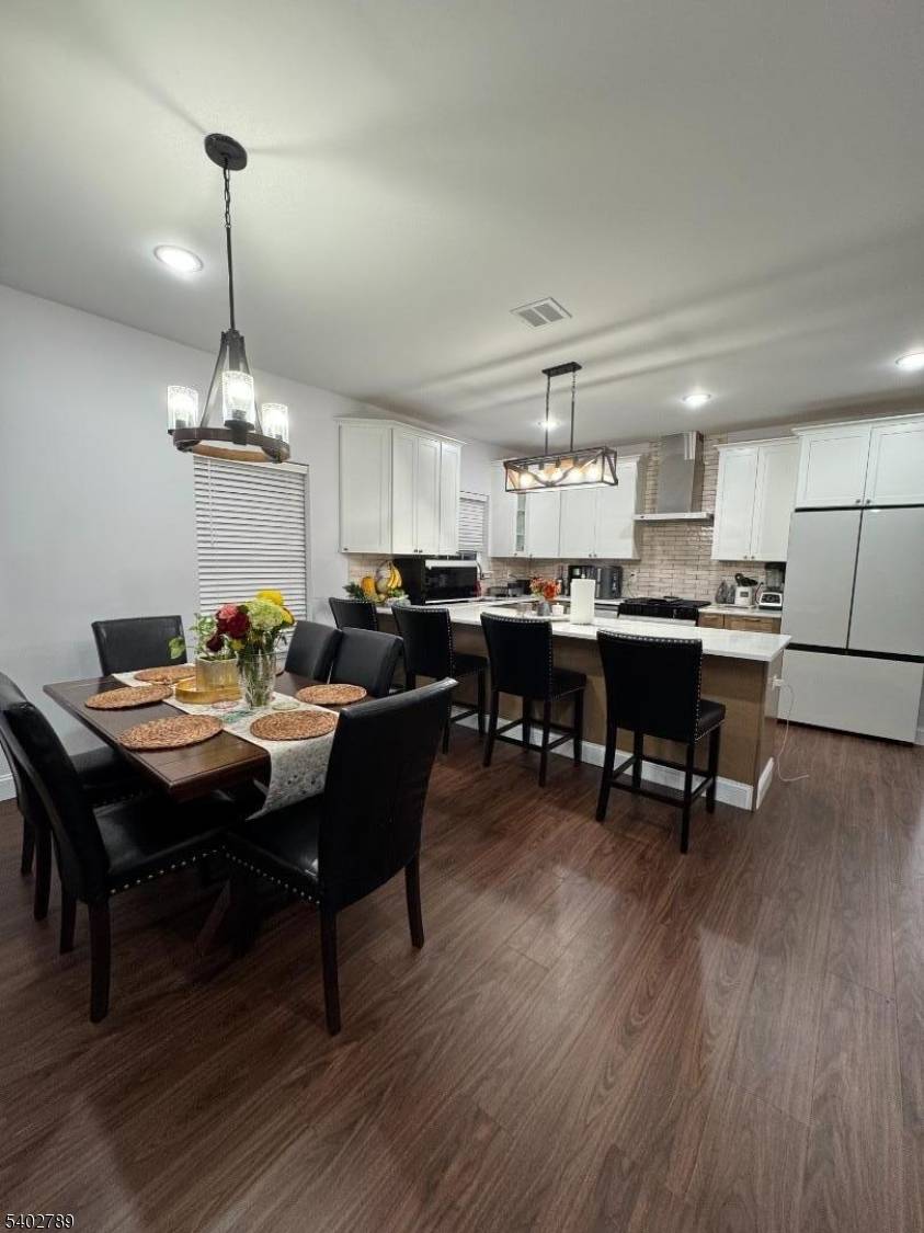 Elizabeth City, NJ 07201,528 Jefferson Ave