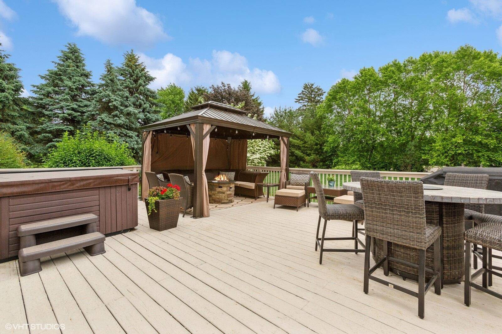 St. Joseph, MI 49085,3545 Wyndwicke DR