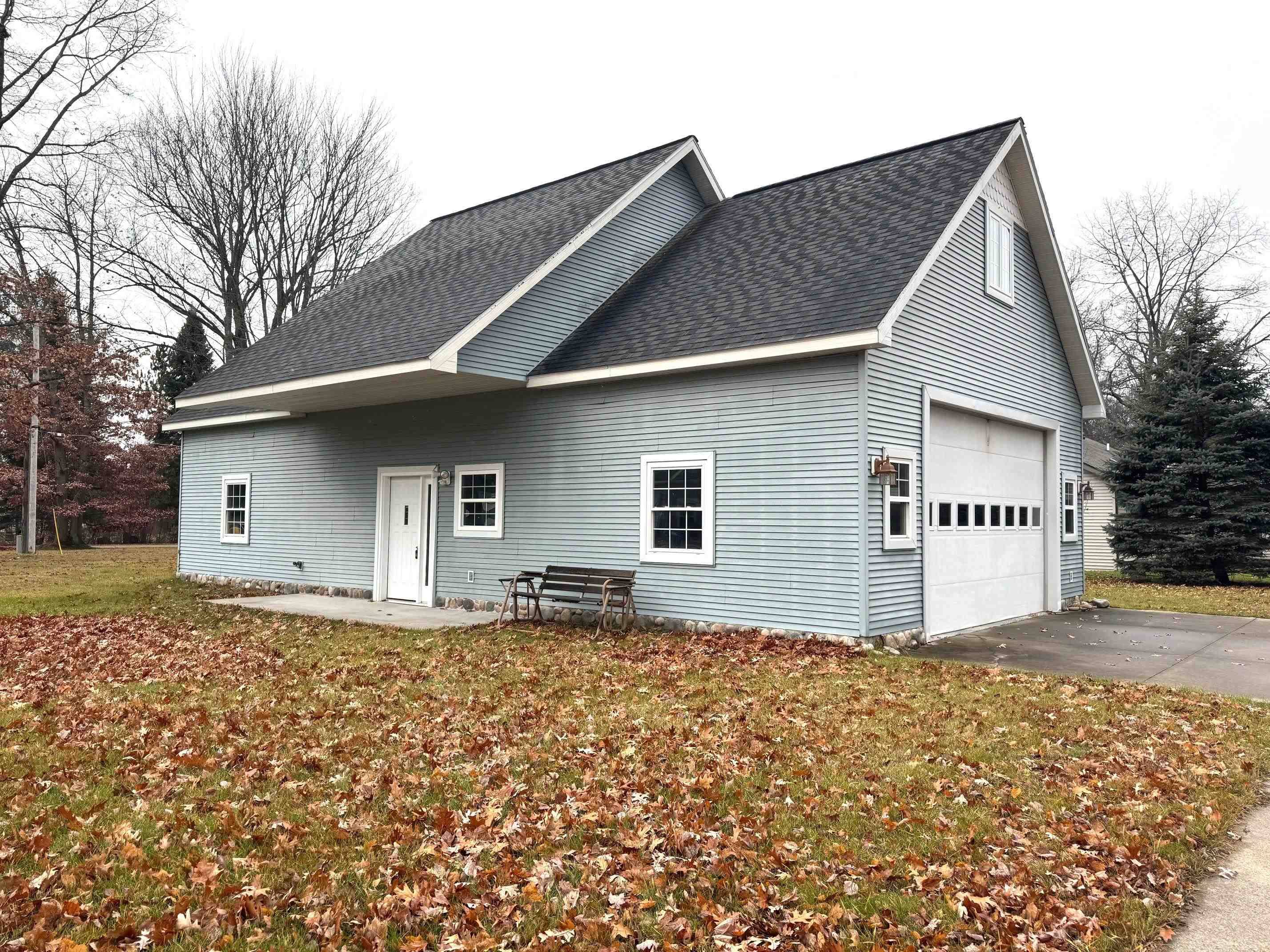 Roscommon, MI 48653,103 Ultra CT