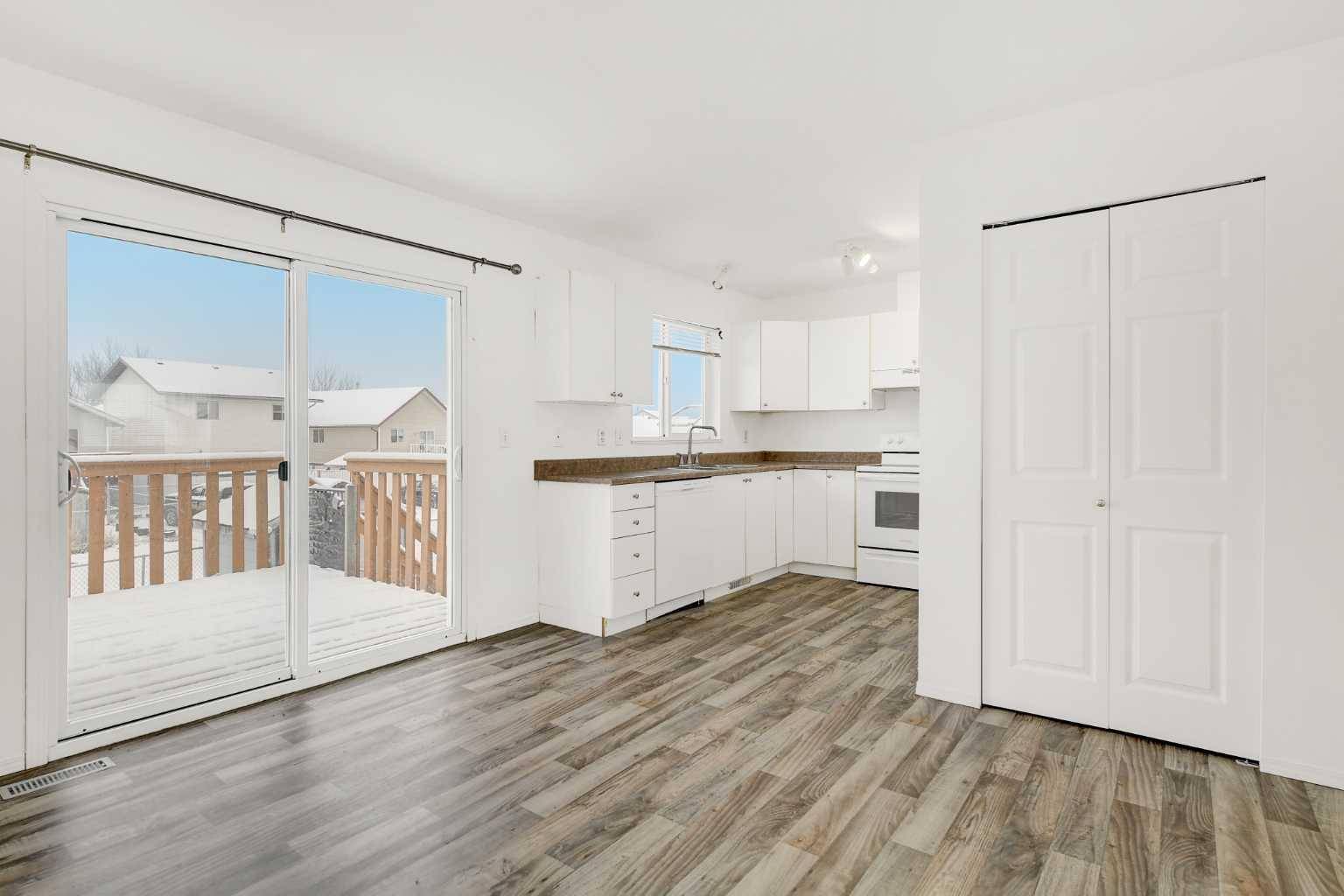 Grande Prairie, AB T8W2S6,7211 105 ST