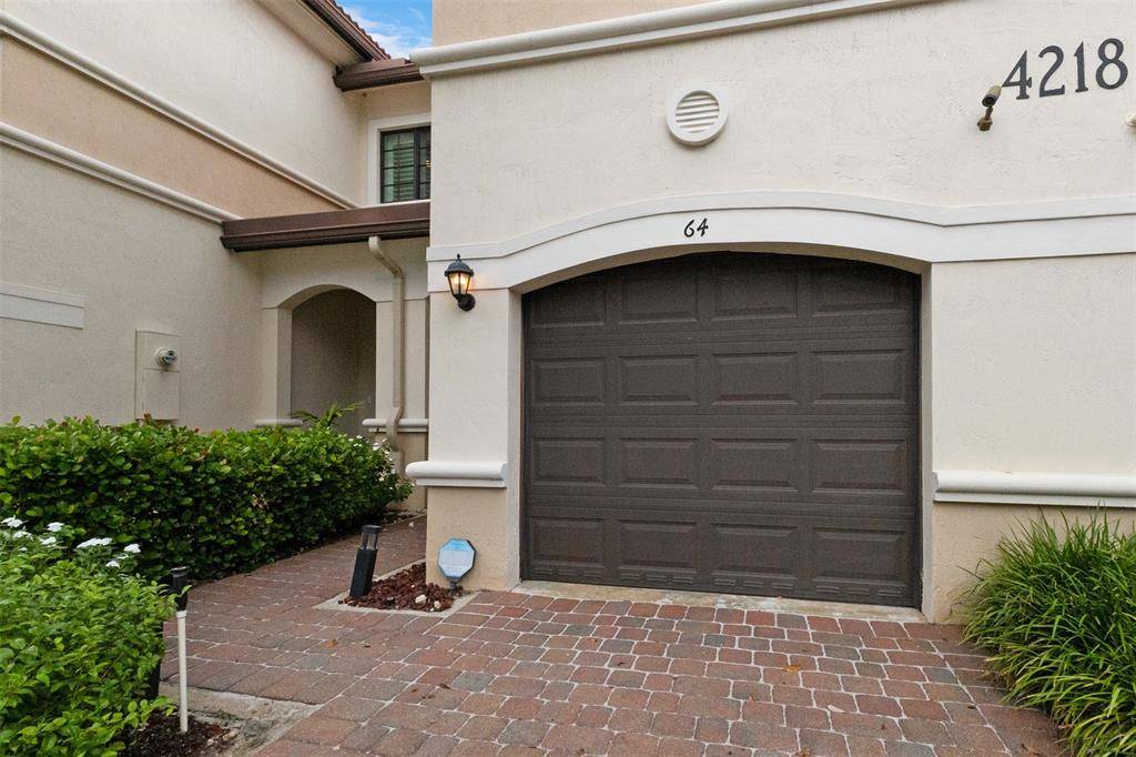 Oakland Park, FL 33334,4218 N Dixie Hwy #64