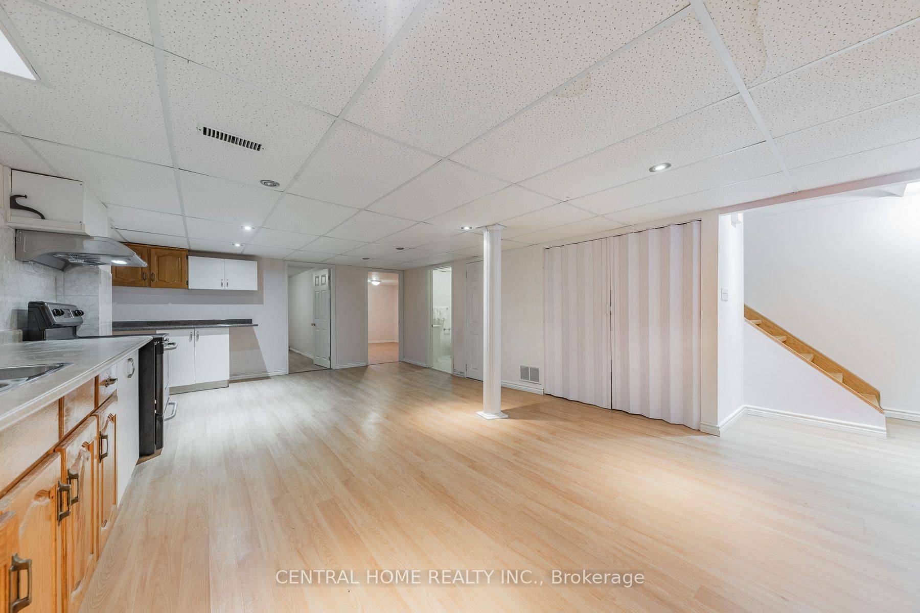 Markham, ON L3S 2X4,90 Stather CRES #Bsmt