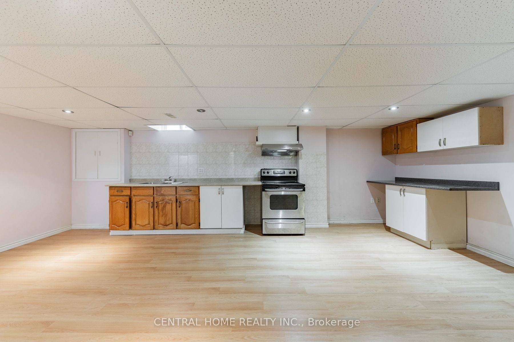 Markham, ON L3S 2X4,90 Stather CRES #Bsmt