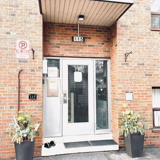 Toronto W06, ON M8V 3C5,115 Eighth ST #2