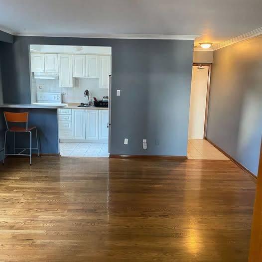 Toronto W06, ON M8V 3C5,115 Eighth ST #2