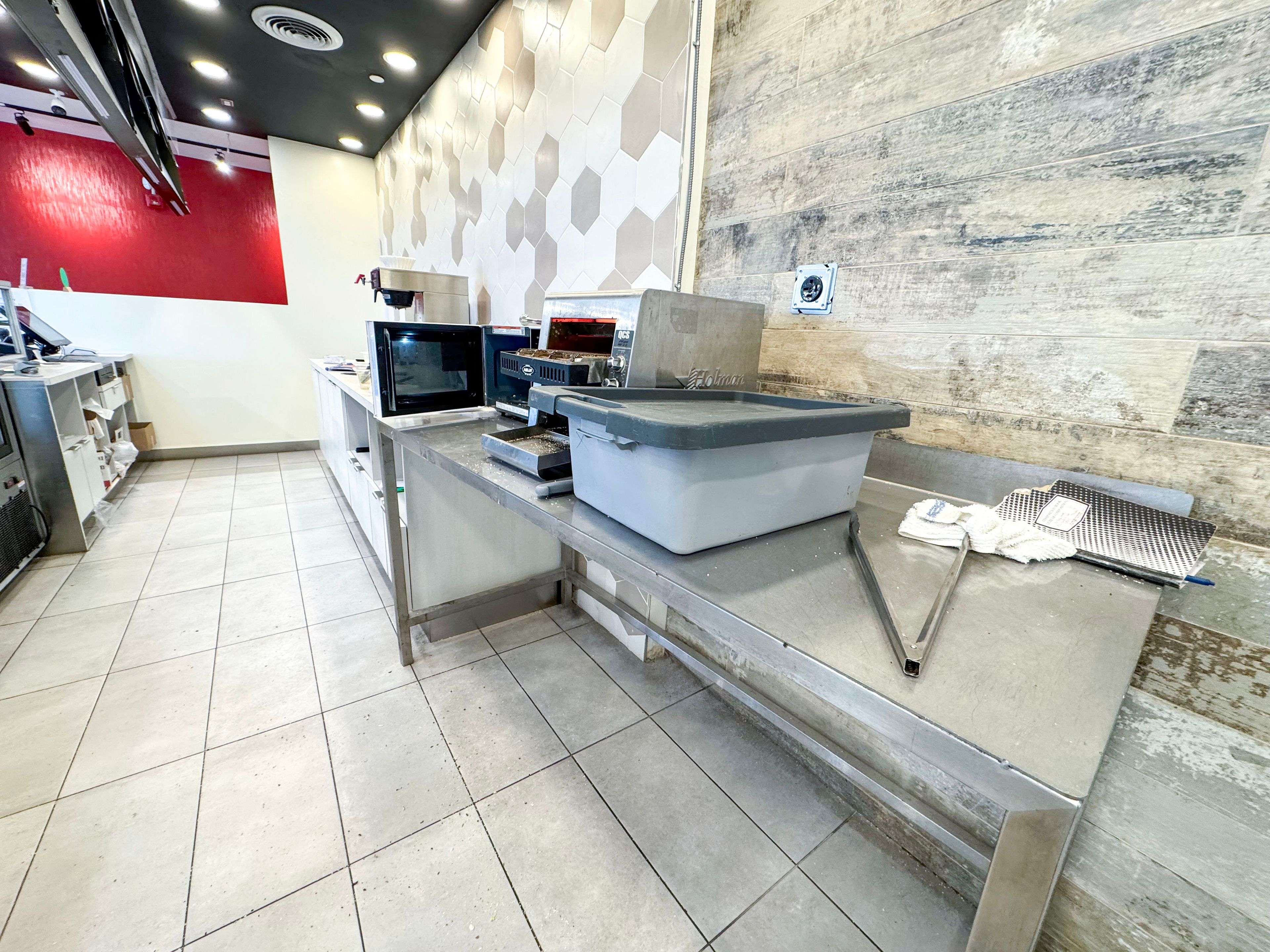 London North, ON N6G 5B4,655 Fanshawe Park RD W #Unit 2