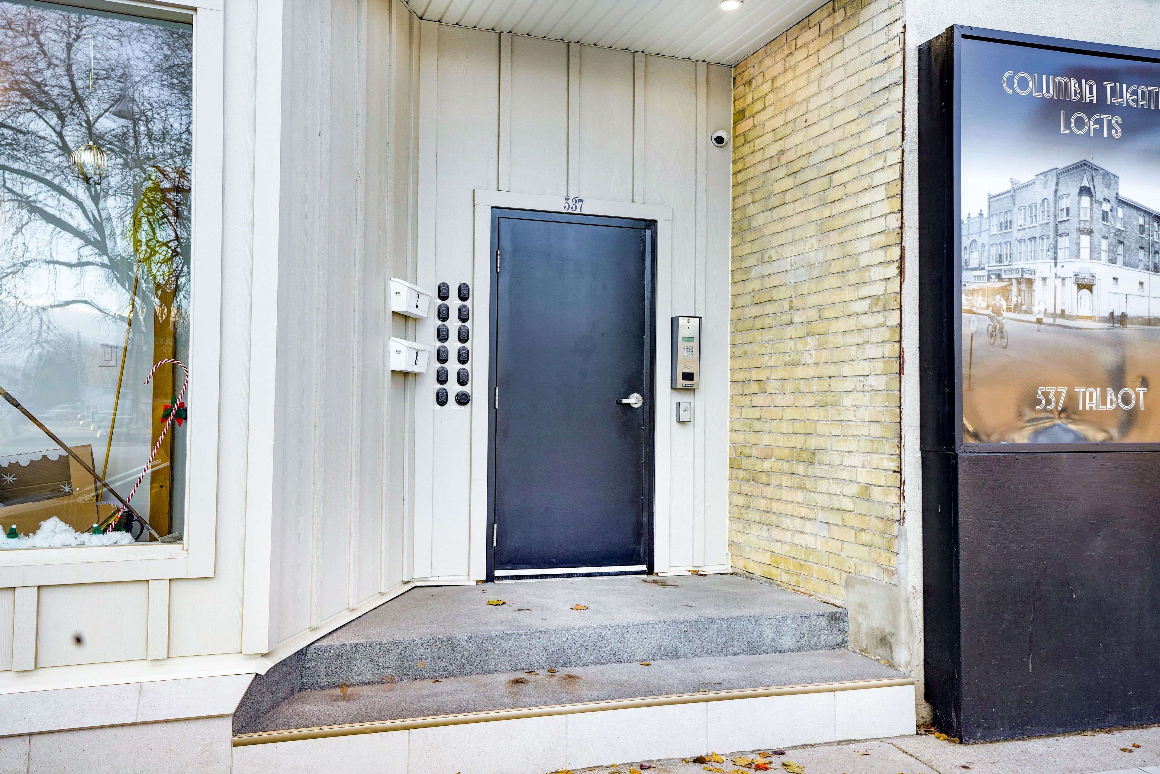 St. Thomas, ON N5P 1C3,537 Talbot ST #4